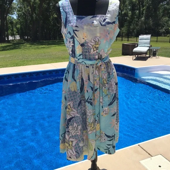 Malvin Dresses | Malvin Floral Sun Dress Size M | Color: Blue/Cream | Size: M | Bamagirlchic's Closet